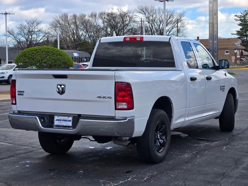 Used 2024 RAM 1500 Classic SLT AWD/4WD image 12