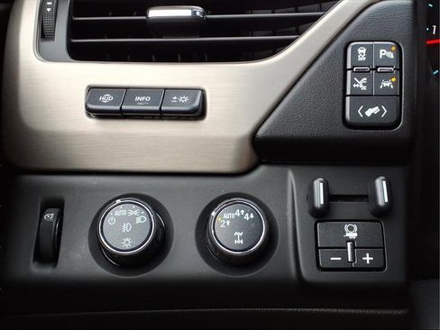 Used 2019 GMC Yukon XL Denali w/ Denali Ultimate Package image 15