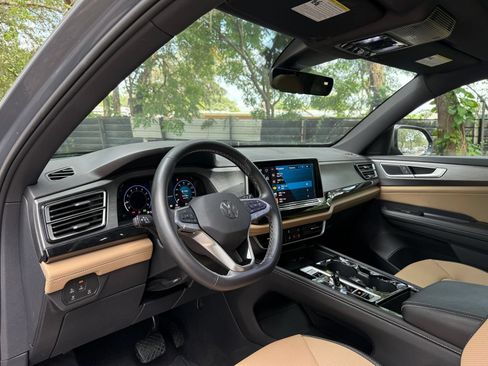 Used 2026 Volkswagen Atlas Cross Sport SE FWD image 29
