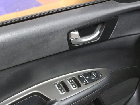 Used 2019 Kia Optima S w/ S Panoramic Sunroof Package FWD image 13