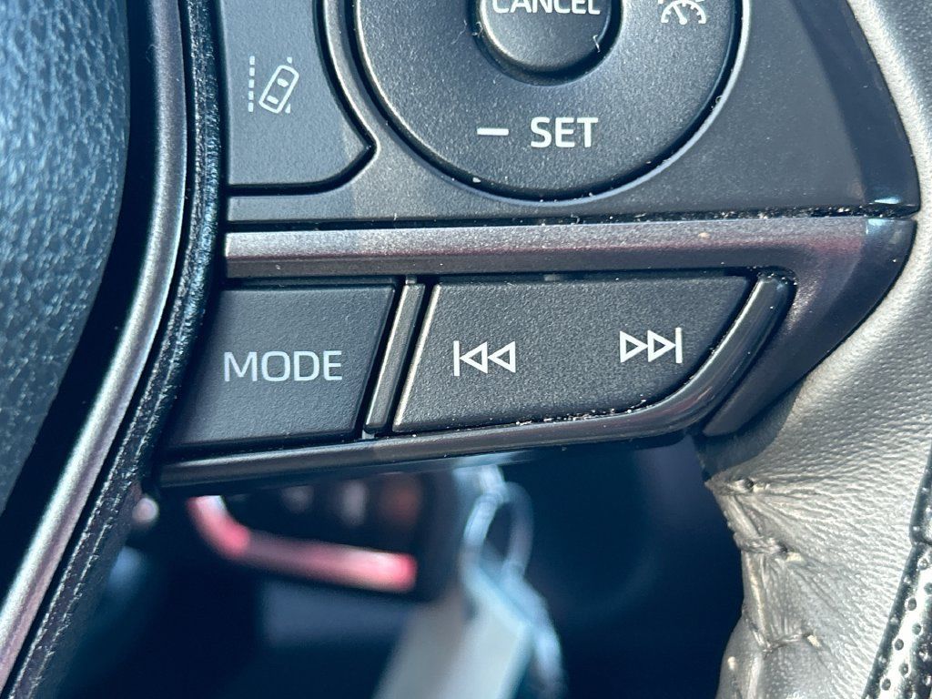 Used 2023 Toyota Camry SE FWD image 17