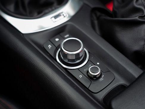 Used 2019 FIAT 124 Spider Abarth w/ Convenience Group RWD image 54