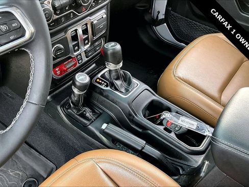 Used 2023 Jeep Wrangler Rubicon w/ Steel Bumper Group image 17