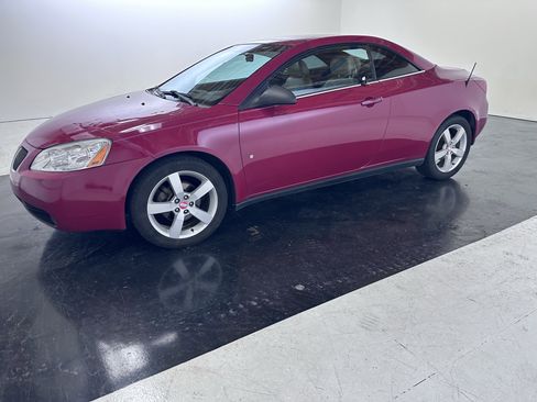 Used 2007 Pontiac G6 GT w/ Premium Package FWD image 7