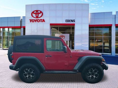 Used 2022 Jeep Wrangler Rubicon image 2