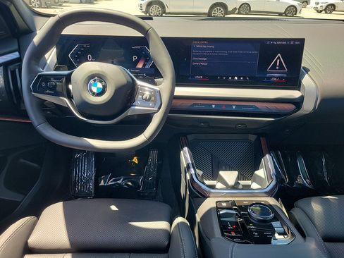 Used 2026 BMW X3 xDrive30i w/ Premium Package AWD/4WD image 11