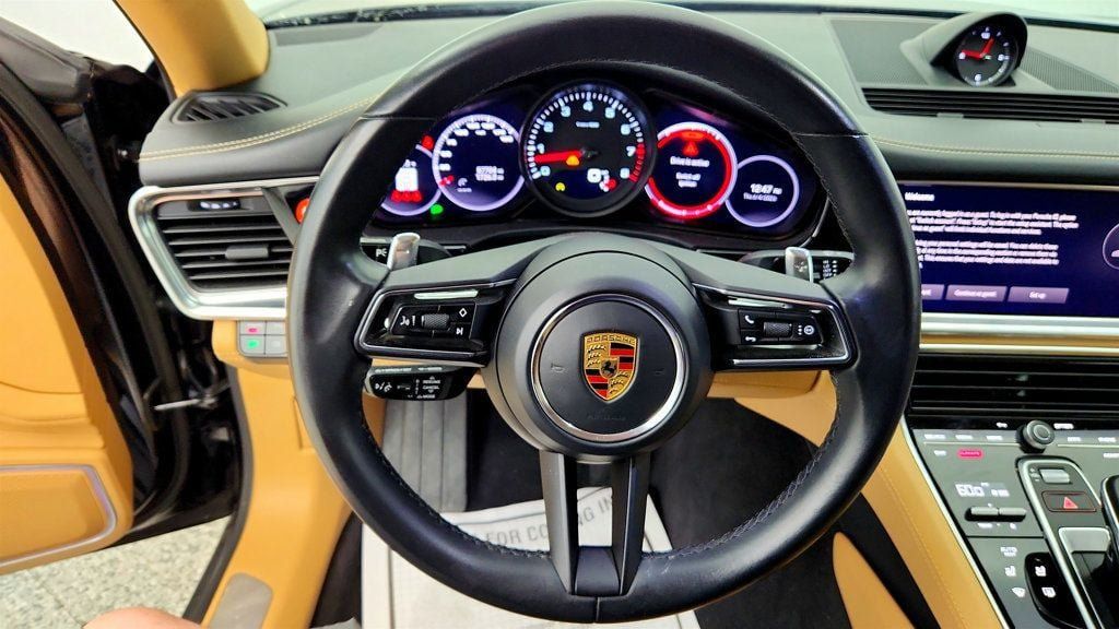 Used 2023 Porsche Panamera w/ Premium Package RWD image 14
