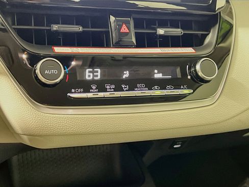 Used 2026 Toyota Corolla LE FWD image 26