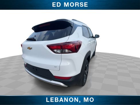 Used 2025 Chevrolet TrailBlazer LT w/ Driver Confidence Package image 8