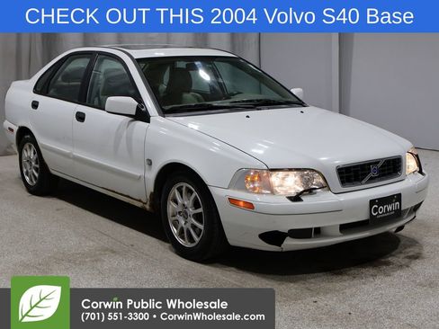 Used 2004 Volvo S40 image 1