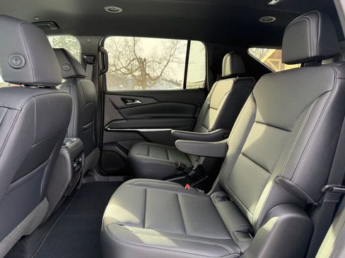 New 2026 Chevrolet Traverse LT w/ Midnight/Sport Edition image 30