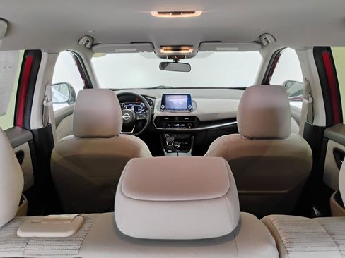 Used 2023 Nissan Rogue SV FWD image 10