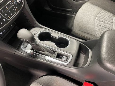 Used 2024 Chevrolet Equinox LT AWD/4WD image 17