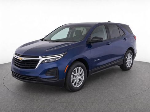 Used 2022 Chevrolet Equinox LS AWD/4WD image 1
