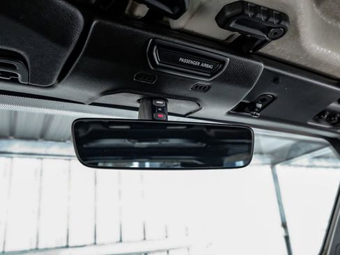 Used 2018 Jeep Wrangler Unlimited Sahara image 22