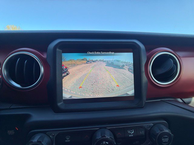 Used 2021 Jeep Wrangler Unlimited Rubicon AWD/4WD image 26