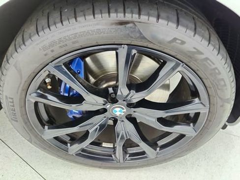 Used 2024 BMW X7 M60i w/ Executive Package image 62