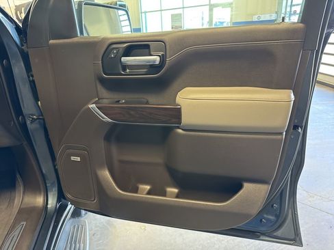 Used 2020 GMC Sierra 1500 SLT w/ SLT Premium Plus Package image 34