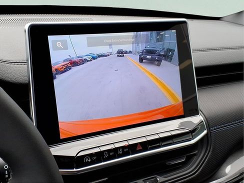 New 2026 Jeep Compass Latitude image 20