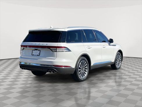 Used 2022 Lincoln Aviator Reserve w/ Elements Package Plus image 7