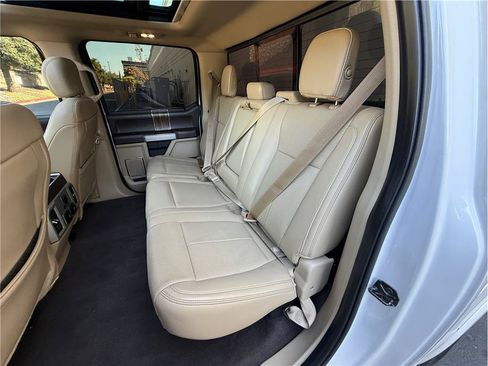 Used 2018 Ford F150 Lariat w/ Equipment Group 502A Luxury AWD/4WD image 25