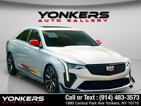 Used 2024 Cadillac CT4 V Blackwing w/ Arrival Edition image 11