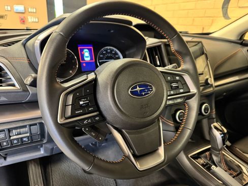 Used 2023 Subaru Crosstrek 2.5i Limited AWD/4WD image 16