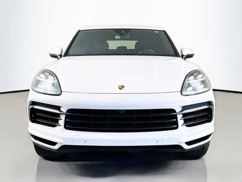 Used 2019 Porsche Cayenne image 2