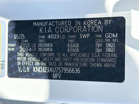 Used 2025 Kia Soul S FWD image 29