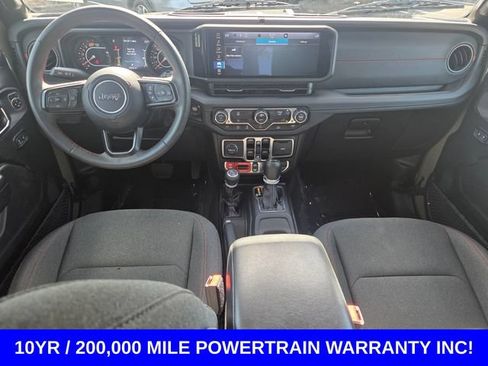 Used 2025 Jeep Wrangler Unlimited Rubicon AWD/4WD image 11