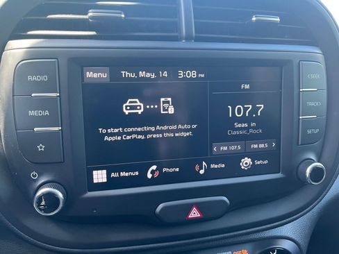 Used 2025 Kia Soul LX w/ LX Technology Package FWD image 20