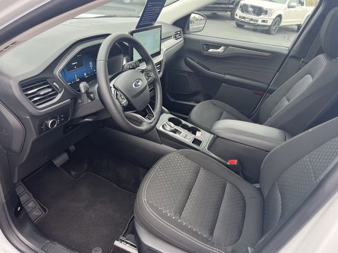 Certified 2025 Ford Escape Active w/ Active Premium Tech Pack AWD/4WD image 6