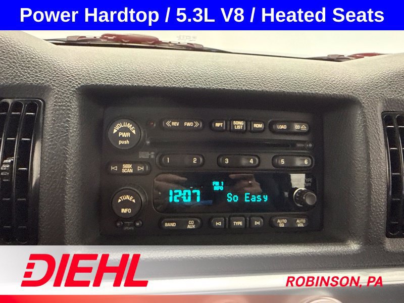 Used 2004 Chevrolet SSR w/ Preferred Equipment Group RWD image 29