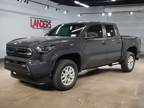 New 2026 Toyota Tacoma SR5 image 3