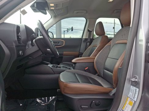 Certified 2023 Ford Bronco Sport Outer Banks w/ Tech Package AWD/4WD image 13