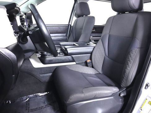 Used 2022 Toyota Tundra SR5 image 28