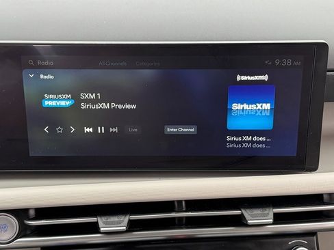 Used 2025 Hyundai Tucson SE image 5