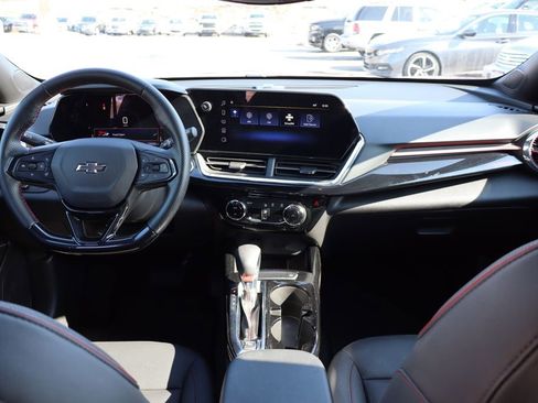 Used 2024 Chevrolet Trax RS w/ Driver Confidence Package image 36