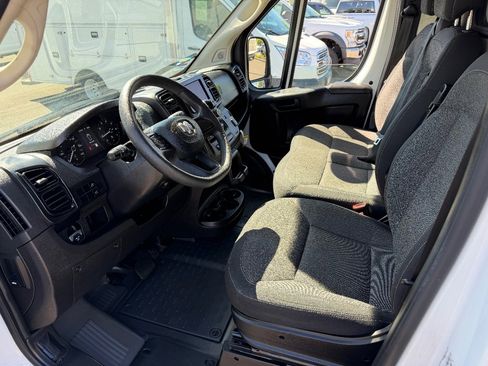 Used 2024 RAM ProMaster 3500 FWD image 16