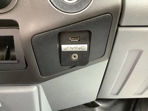 Used 2016 Ford F250 XL w/ Power Equipment Group image 35