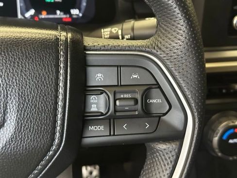 Used 2024 Toyota Tacoma TRD Sport AWD/4WD image 21