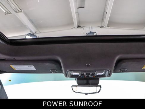 Used 2023 GMC Sierra 1500 AT4X image 23