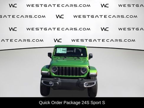 New 2025 Jeep Gladiator Sport w/ Premium Package image 4