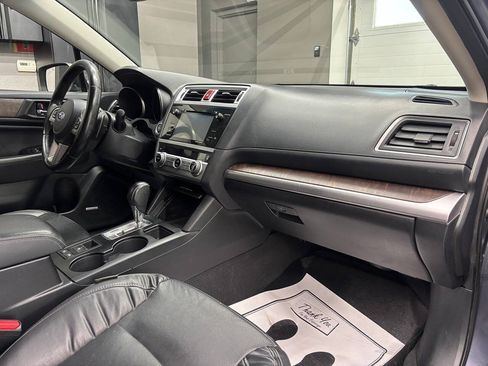 Used 2015 Subaru Outback 2.5i Limited AWD/4WD image 24
