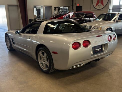 Used 1997 Chevrolet Corvette Coupe w/ Memory Pkg image 14