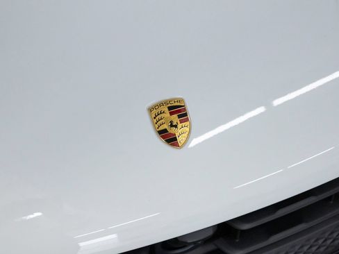 Certified 2026 Porsche Macan GTS AWD/4WD image 14