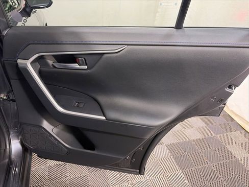 Used 2023 Toyota RAV4 XSE AWD/4WD image 15
