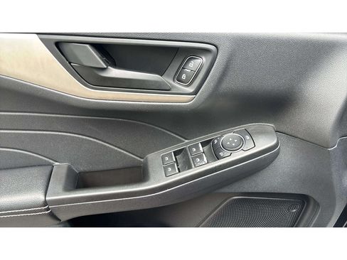Used 2022 Ford Escape SE w/ Convenience Package AWD/4WD image 19