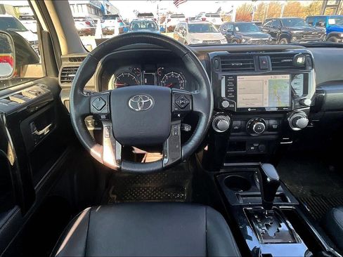 Used 2023 Toyota 4Runner 40th Anniversary SE AWD/4WD image 4