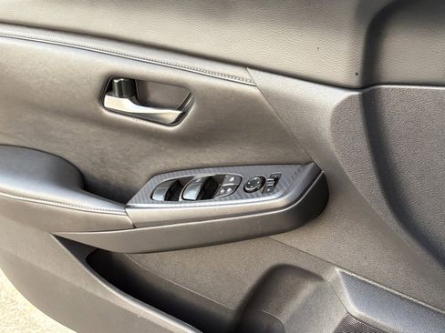 Certified 2024 Nissan Sentra SV image 29